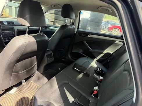 Used 2014 Volkswagen Passat 1.8T Wolfsburg Edition FWD image 5
