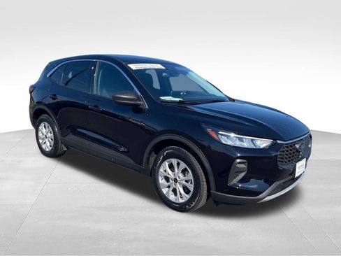 Used 2023 Ford Escape Active AWD/4WD image 7