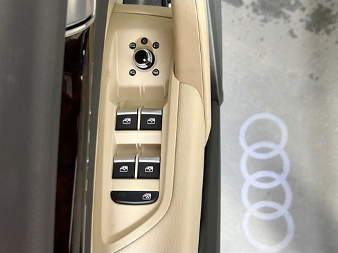 Used 2018 Audi Q5 2.0T Premium Plus w/ Premium Plus Package image 18