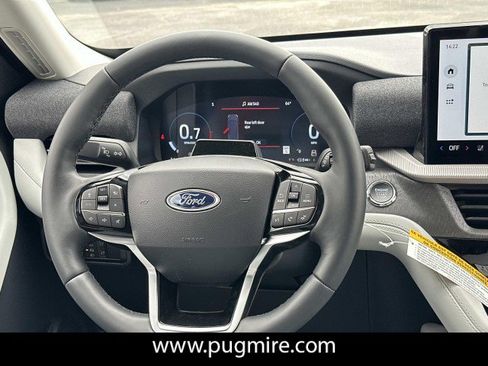 New 2026 Ford Explorer Platinum AWD/4WD image 24