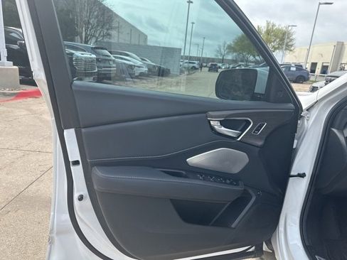 Used 2025 Acura RDX SH-AWD w/ Advance Package image 8