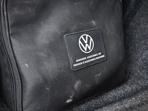 Used 2023 Volkswagen Jetta S image 34