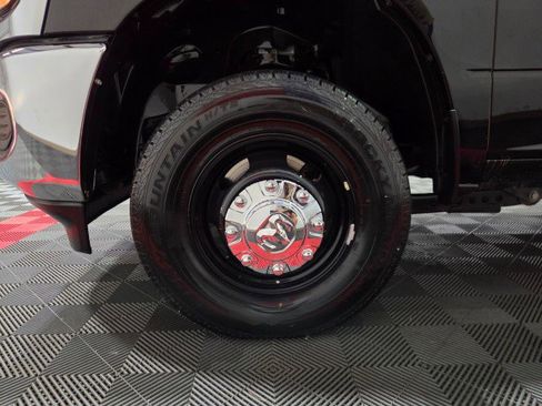 Used 2024 RAM 3500 Tradesman w/ Chrome Appearance Group AWD/4WD image 86