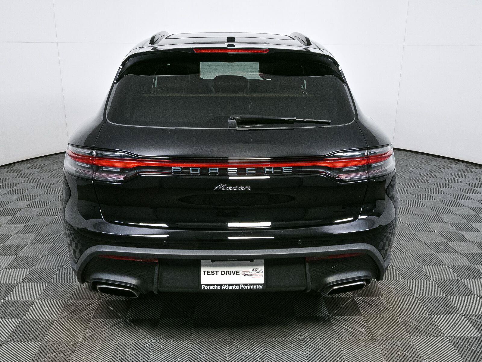New 2026 Porsche Macan AWD/4WD image 32