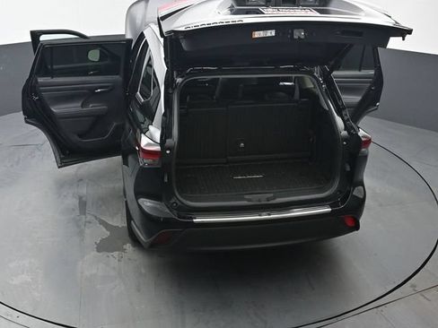 Certified 2026 Toyota Highlander XLE w/ Protection Package #3 (TMS) AWD/4WD image 54