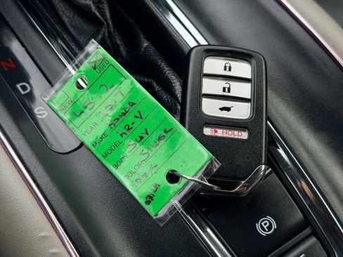 Used 2017 Honda HR-V EX image 48