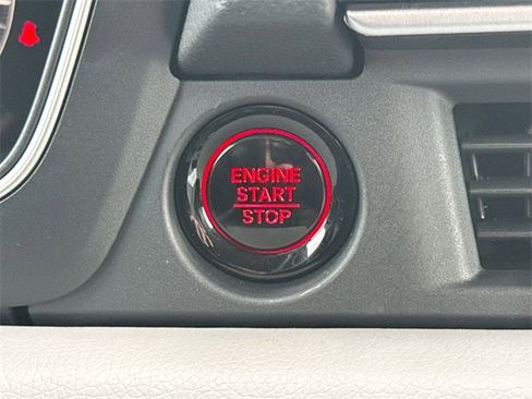 Certified 2025 Honda Pilot EX-L image 35