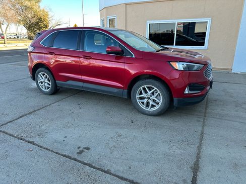 Certified 2024 Ford Edge SEL w/ Convenience Package image 5
