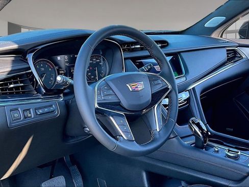 New 2026 Cadillac XT5 Premium Luxury w/ Driver Assist Package FWD image 6
