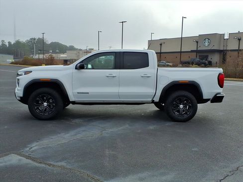 Used 2024 GMC Canyon Elevation w/ Convenience Package image 15