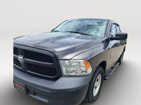 Used 2019 RAM 1500 Tradesman RWD image 5
