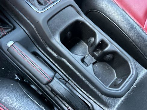 Used 2023 Jeep Wrangler Unlimited Rubicon 4xe image 26