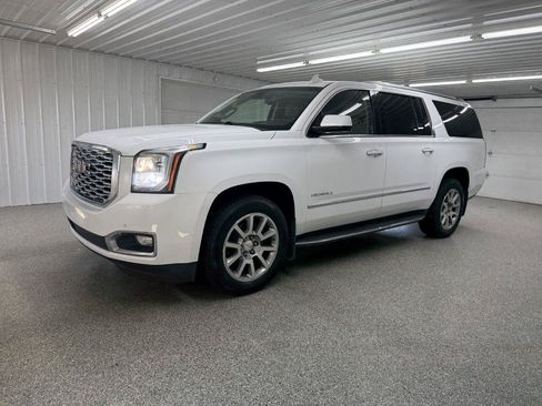 Used 2018 GMC Yukon XL Denali AWD/4WD image 4
