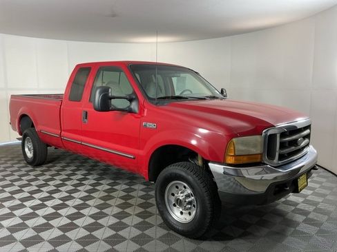 Used 1999 Ford F250 XL image 3