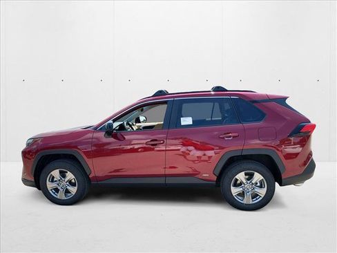 New 2025 Toyota RAV4 LE image 8