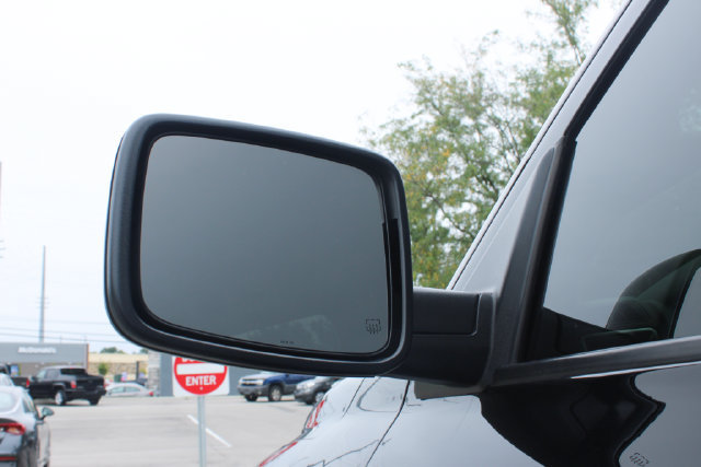Used 2024 RAM 1500 Warlock AWD/4WD image 8