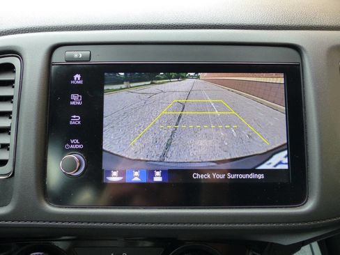 Used 2019 Honda HR-V Sport image 29