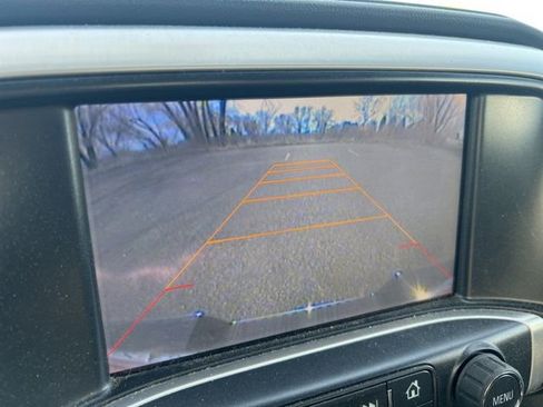 Used 2014 GMC Sierra 1500 SLT w/ SLT Crew Cab Value Package image 12