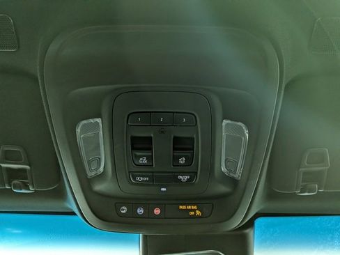 Used 2023 Cadillac CT4 Premium Luxury image 25