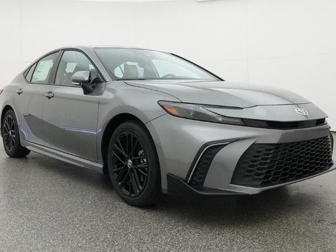 New 2026 Toyota Camry SE FWD image 29