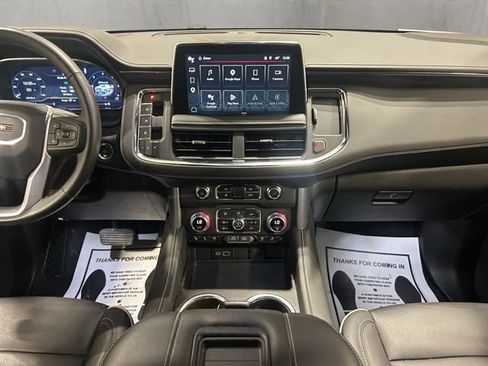 Used 2024 GMC Yukon SLT w/ SLT Luxury Package AWD/4WD image 15