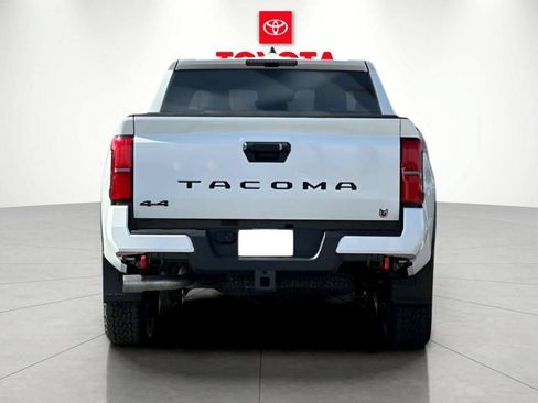 New 2026 Toyota Tacoma TRD Off-Road AWD/4WD image 4