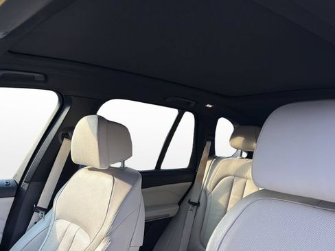 Used 2019 BMW X5 xDrive50i AWD/4WD image 35
