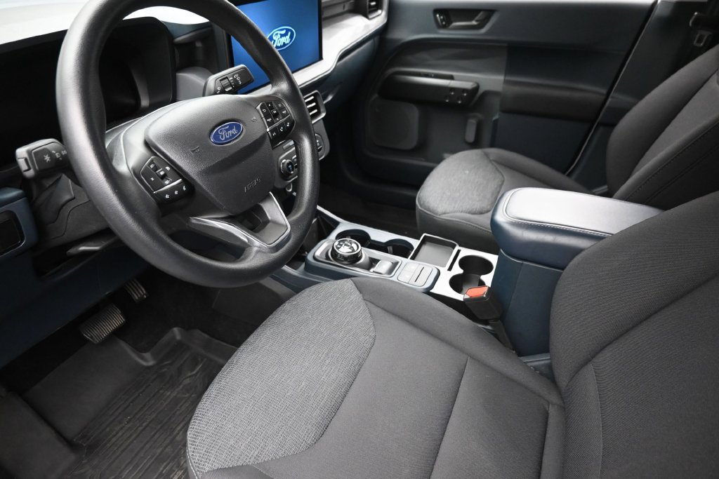 Used 2025 Ford Maverick XL w/ Equipment Group 102A AWD/4WD image 16