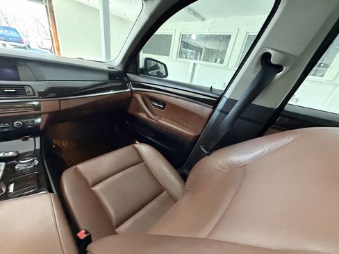 Used 2013 BMW 528i xDrive Sedan image 25