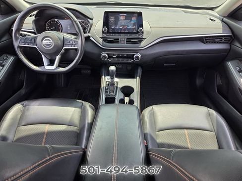 Used 2022 Nissan Altima 2.5 SR FWD image 13