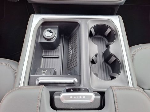 New 2025 Ford Expedition Max Active image 13