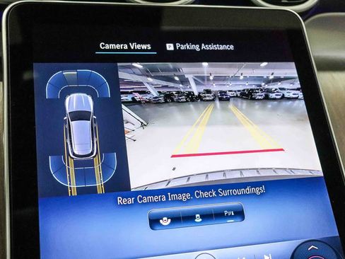 Used 2024 Mercedes-Benz GLC 300 image 24