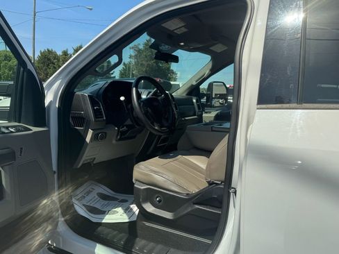 Used 2019 Ford F250 XLT AWD/4WD image 17