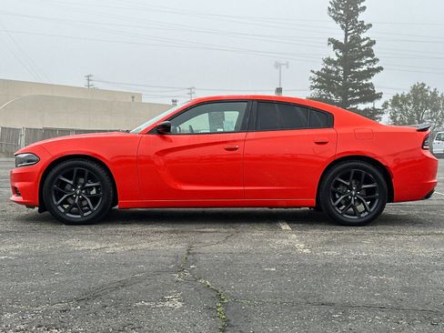 Used 2022 Dodge Charger SXT w/ Blacktop Package image 7