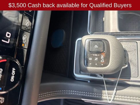 New 2026 Nissan Pathfinder Platinum w/ Cargo Package AWD/4WD image 26