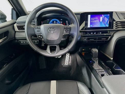 Certified 2025 Toyota Camry SE image 23