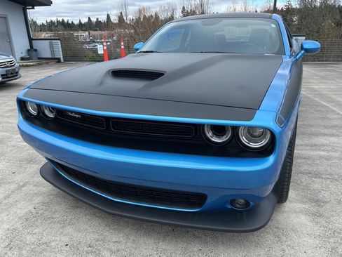 Used 2023 Dodge Challenger R/T w/ T/A Package image 32