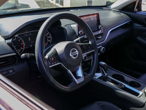 Used 2020 Nissan Altima 2.5 S image 14