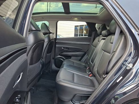 Used 2022 Hyundai Tucson Limited AWD/4WD image 10