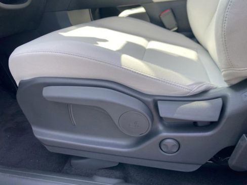 New 2026 Hyundai Santa Fe SE FWD image 17