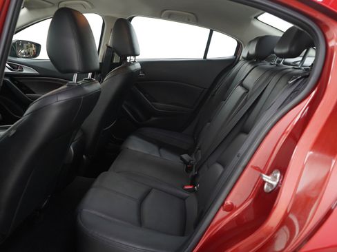 Used 2018 MAZDA MAZDA3 Touring image 9