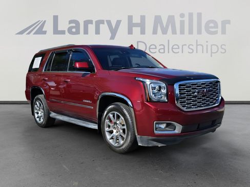 Used 2019 GMC Yukon Denali image 7