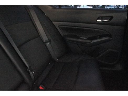 Certified 2025 Nissan Altima 2.5 SR FWD image 15
