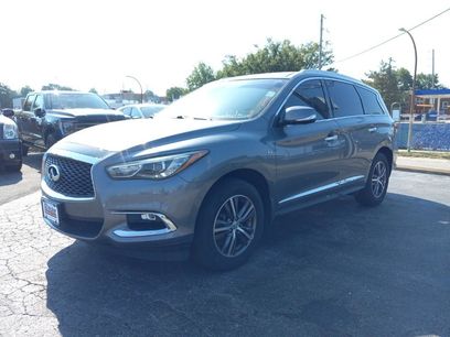 Used 2019 INFINITI QX60 Luxe w/ Essential Package
