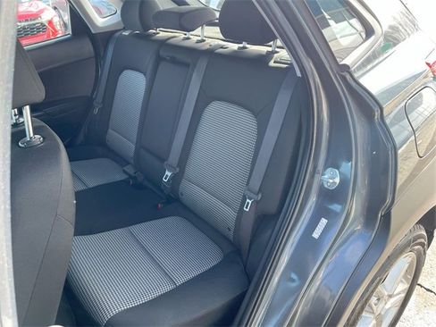 Used 2020 Hyundai Kona SE image 21