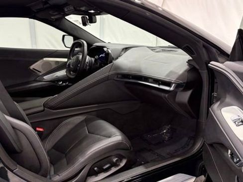 Used 2023 Chevrolet Corvette Stingray Preferred Cpe w/ Z51 Performance Package image 21