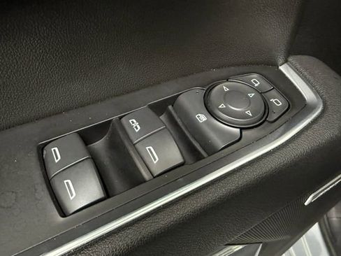 Used 2025 Chevrolet Silverado 1500 RST AWD/4WD image 27