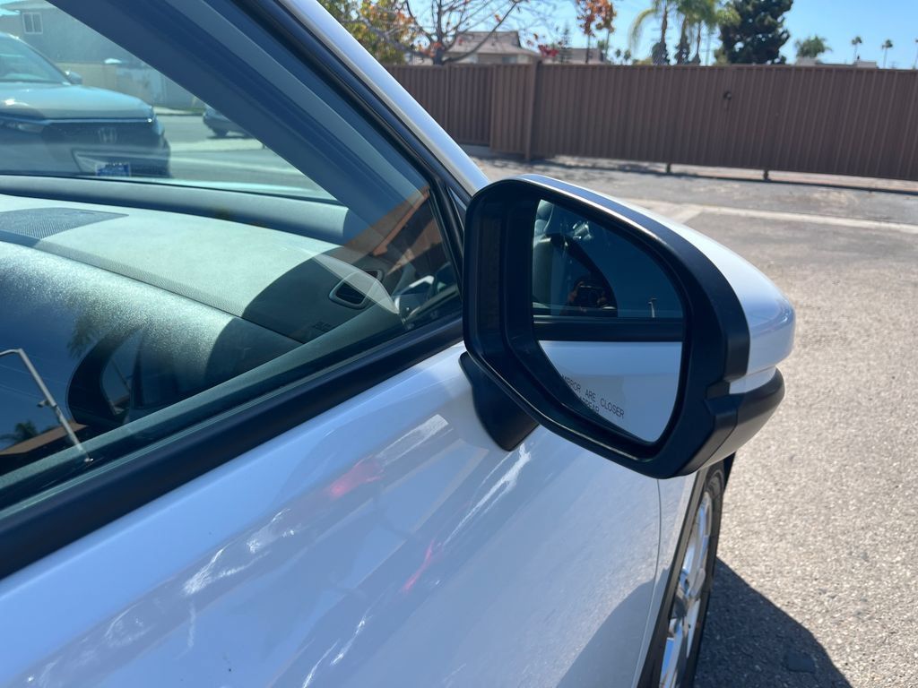 Certified 2024 Honda HR-V LX image 37