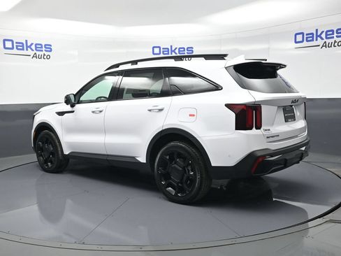Certified 2026 Kia Sorento SX Prestige AWD/4WD image 6