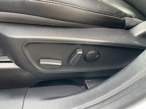 Used 2022 Ford Escape SEL image 14